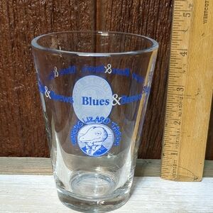 Beer Glass Thirsty Dog Brewing Winking Lizard Tavern Blues Brews